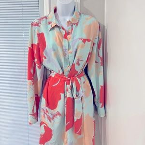 Size large silky shirt dress Daisy Fuentes brand